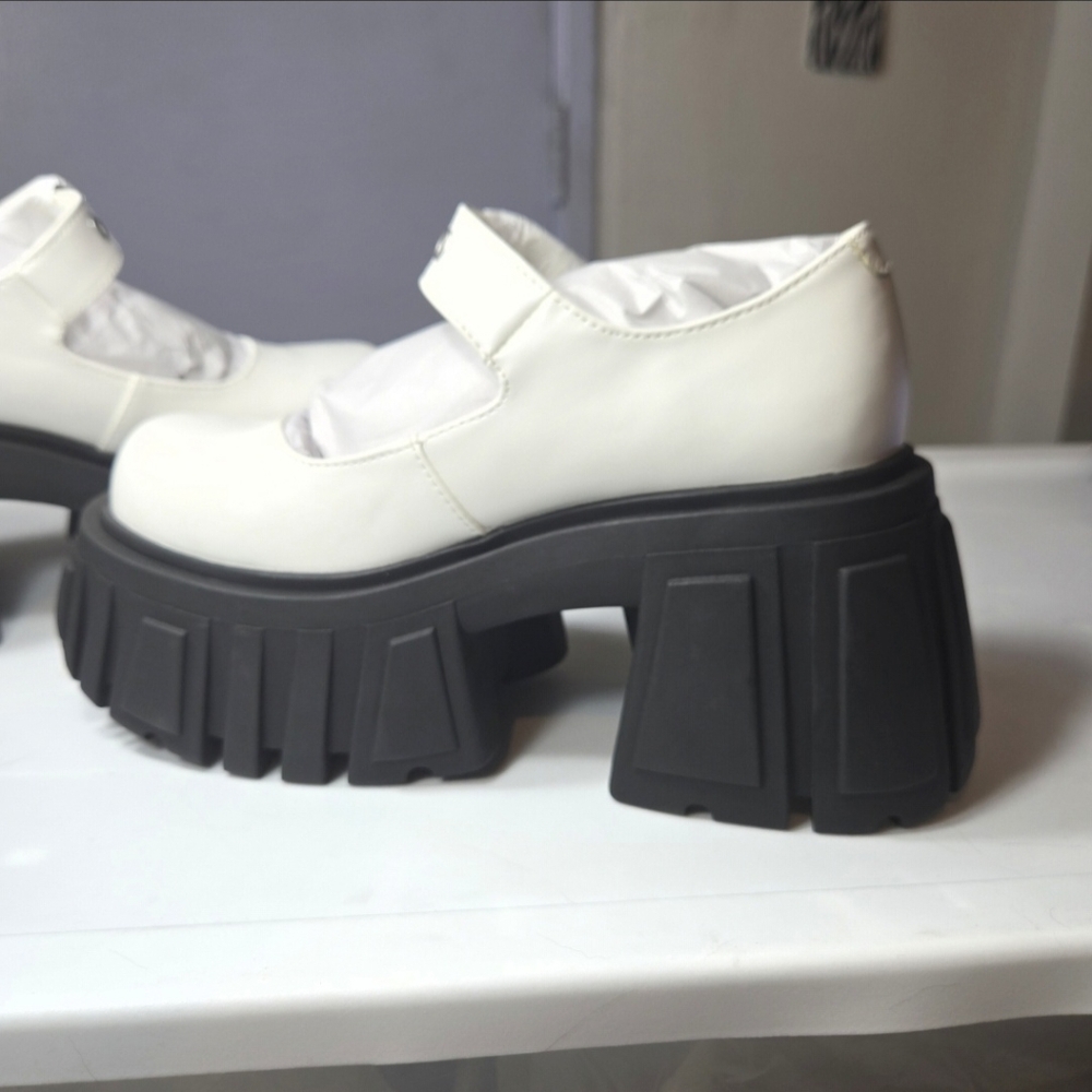 Current Mood Radiant Rendezvous Platform Mary Jan… - image 7